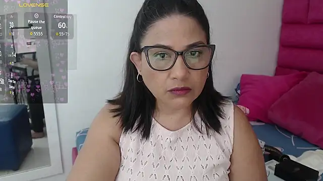 Snapshot of Katha_Marck chatting on 5, 5, 2026 Katha Marck online show from 5, 5, 2026