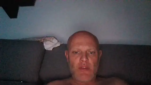 Snapshot of davigochi77bcn chatting on 15, 1, 2026 davigochi77bcn online show from 15, 1, 2026