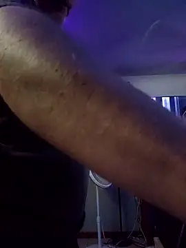 Hotredheadandtoungelasher online show from 7, 3, 2026