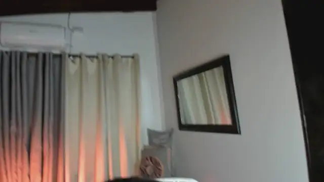 SaraVergara online show from 27, 2, 2025