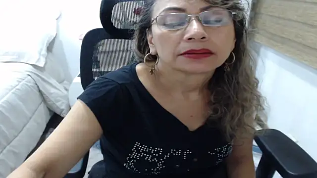Snapshot of jesy_hot chatting on 15, 5, 2026 jesy hot online show from 15, 5, 2026