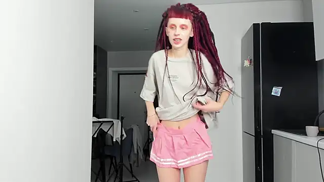 Snapshot of FlowerOfSin2001 chatting on 8, 3, 2025 FlowerOfSin2001 online show from 8, 3, 2025