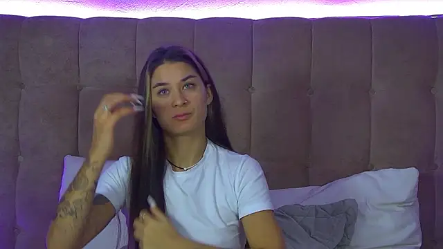 RachelSimpson online show from 19, 11, 2025