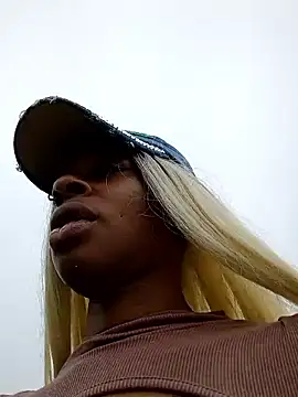 Snapshot of Jasmine_FullsShine chatting on 9, 5, 2026 Jasmine FullsShine online show from 9, 5, 2026