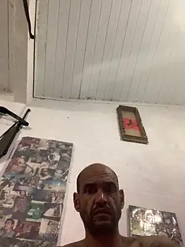 Snapshot of raphadoors19 chatting on 29, 10, 2025 raphadoors19 online show from 29, 10, 2025