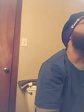 Snapshot of 29liquid1989 chatting on 4, 1, 2025 29liquid1989 online show from 4, 1, 2025