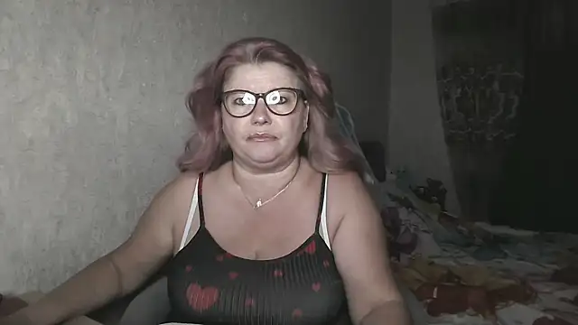 Snapshot of Diana_49 chatting on 2, 7, 2026 Diana 49 online show from 2, 7, 2026