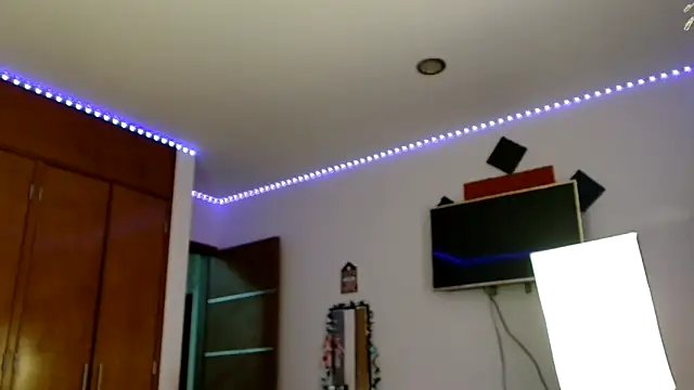 3littleschoolteens online show from 30, 10, 2025