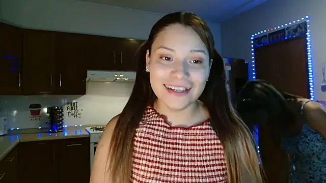 Snapshot of 3littleschoolteens chatting on 1, 5, 2026 3littleschoolteens online show from 1, 5, 2026