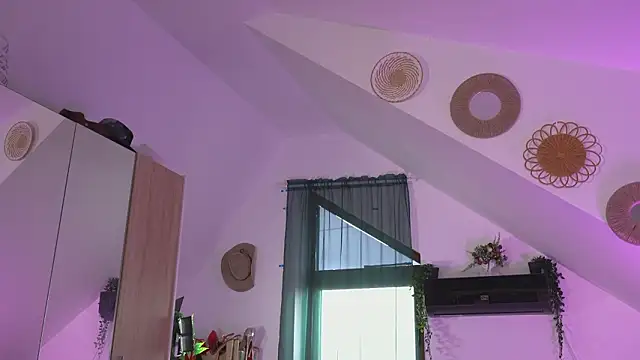 Amaliamour online show from 27, 3, 2026