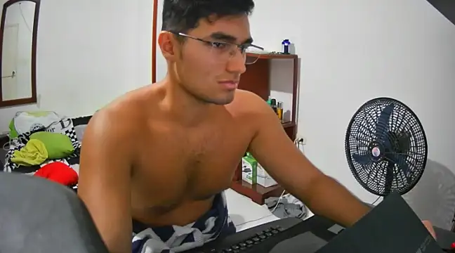 lechero226 online show from 2, 1, 2025