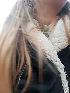 Snapshot of Keli_Jessi chatting on 14, 12, 2024 Keli Jessi online show from 14, 12, 2024