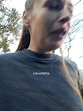 Snapshot of Keli_Jessi chatting on 7, 3, 2025 Keli Jessi online show from 7, 3, 2025