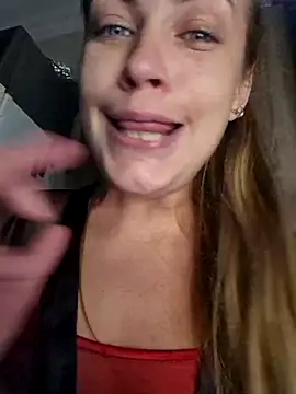 Snapshot of Keli_Jessi chatting on 28, 10, 2025 Keli Jessi online show from 28, 10, 2025