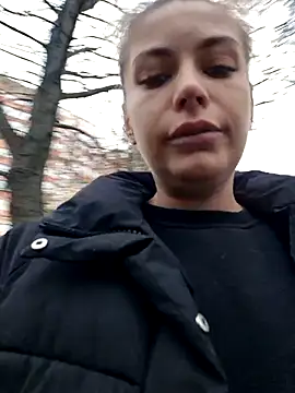 Snapshot of Keli_Jessi chatting on 12, 11, 2025 Keli Jessi online show from 12, 11, 2025