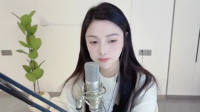 Snapshot of HaagenDazs_ chatting on 6, 3, 2025 HaagenDazs  online show from 6, 3, 2025