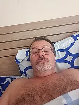 Snapshot of mike9473 chatting on 12, 9, 2025 mike9473 online show from 12, 9, 2025