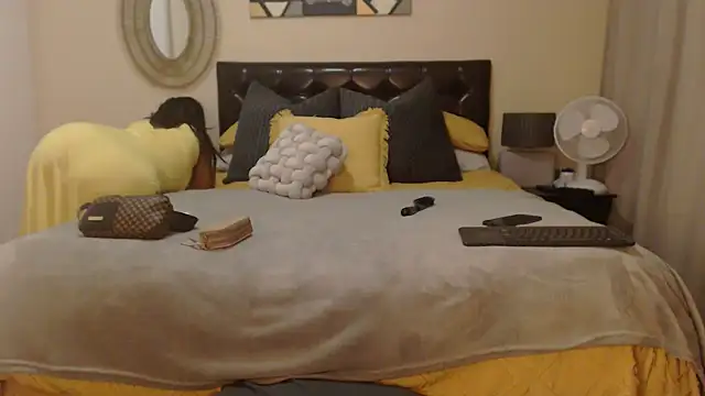 Snapshot of Creamyass22 chatting on 7, 1, 2025 Creamyass22 online show from 7, 1, 2025