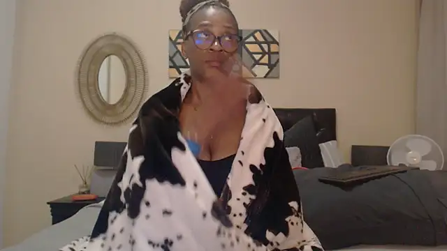 Snapshot of Creamyass22 chatting on 17, 1, 2025 Creamyass22 online show from 17, 1, 2025