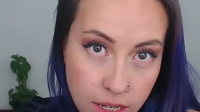 charlottezoe15 online show from 12, 6, 2026