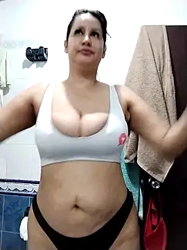 Snapshot of keilymadam chatting on 30, 3, 2026 keilymadam online show from 30, 3, 2026