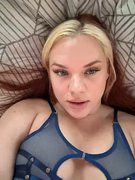 Snapshot of AnjaAmelia chatting on 7, 6, 2026 AnjaAmelia online show from 7, 6, 2026