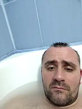 Snapshot of Govora chatting on 4, 3, 2025 Govora online show from 4, 3, 2025