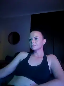 MrsBunnyBum online show from 5, 5, 2026