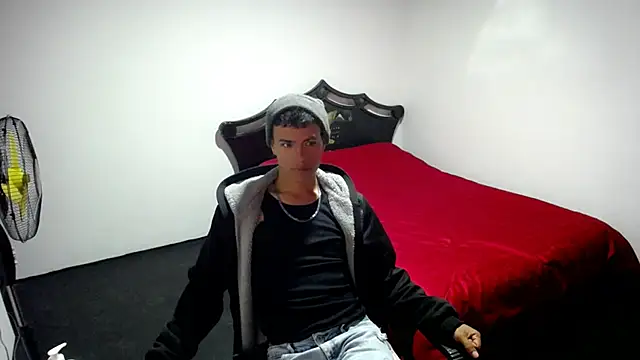 Snapshot of Deiby_casas chatting on 4, 1, 2025 Deiby casas online show from 4, 1, 2025