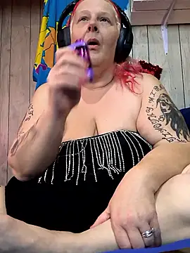 davisdesiresxh online show from 7, 1, 2026