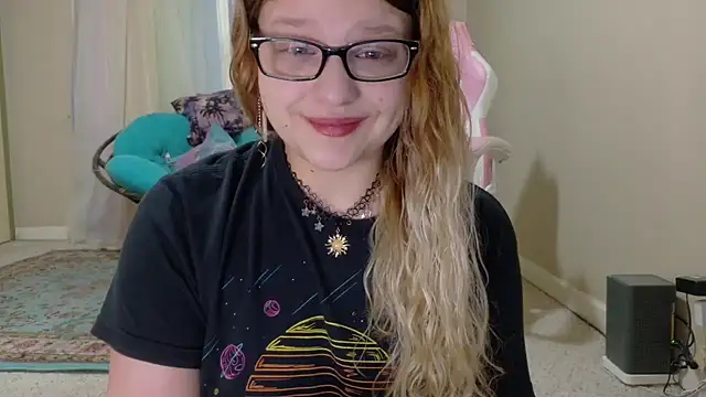 Snapshot of Emihaze chatting on 24, 2, 2026 Emihaze online show from 24, 2, 2026