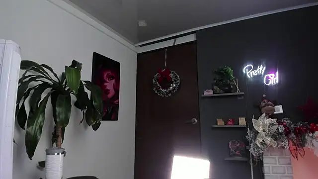 Katiehill 1 online show from 11, 1, 2026