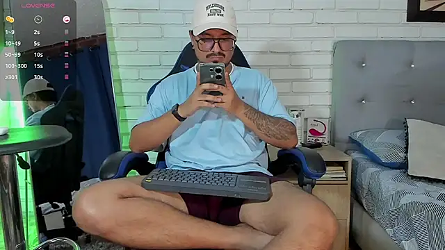 Snapshot of DaviidEvans_ chatting on 26, 9, 2025 DaviidEvans  online show from 26, 9, 2025