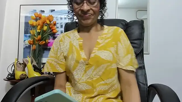 Snapshot of Aries_Mature chatting on 12, 11, 2025 Aries Mature online show from 12, 11, 2025