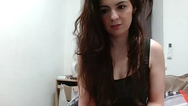 Snapshot of desirmiss1 chatting on 2, 2, 2026 desirmiss1 online show from 2, 2, 2026