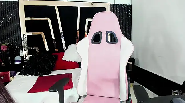 dirtylola39 online show from 22, 2, 2025