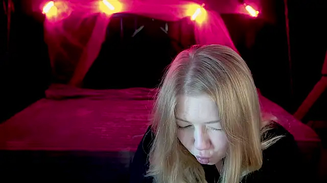 Tinker Belll online show from 13, 11, 2025