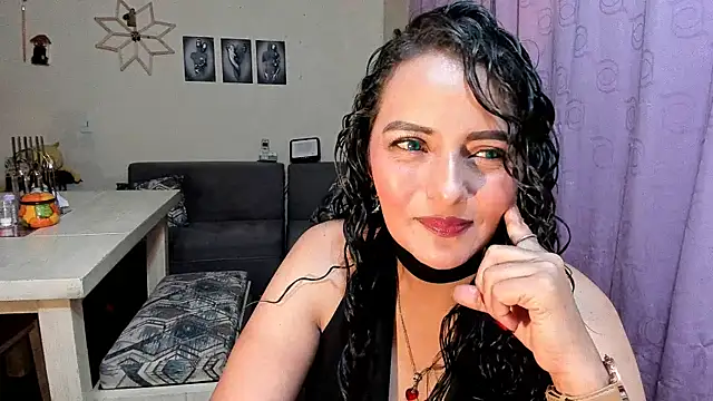 emma luxy online show from 1, 5, 2026