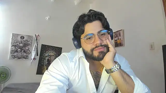 Snapshot of _Coddygold_ chatting on 1, 2, 2025  Coddygold  online show from 1, 2, 2025