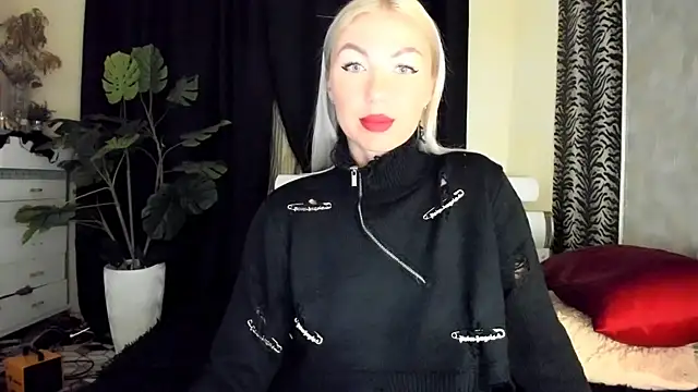 Snapshot of _SABOTAGE_ chatting on 2, 10, 2025 SABOTAGE online show from 2, 10, 2025