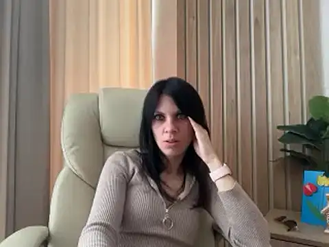 Snapshot of InjaAtHome chatting on 21, 5, 2026 InjaAtHome online show from 21, 5, 2026
