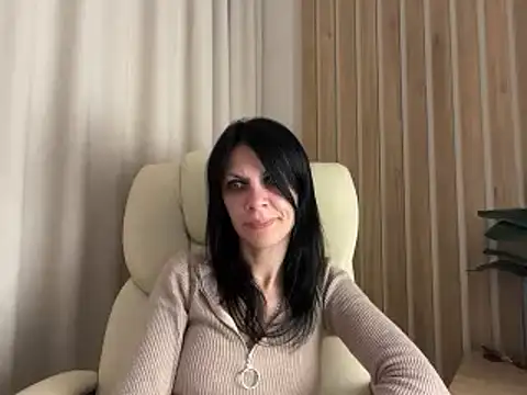 Snapshot of InjaAtHome chatting on 5, 6, 2026 InjaAtHome online show from 5, 6, 2026