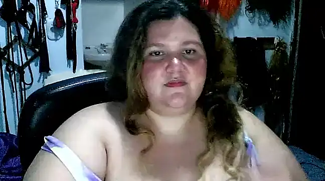 squirt322bbw online show from 23, 1, 2025