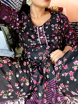 Snapshot of Beautifulsex4u chatting on 13, 11, 2025 Beautifulsex4u online show from 13, 11, 2025