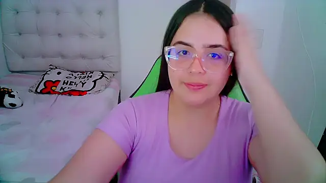 Snapshot of _alicia_z chatting on 27, 12, 2024 alicia z online show from 27, 12, 2024