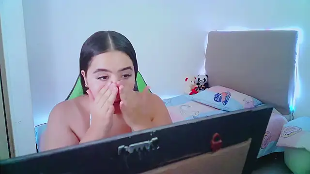 Snapshot of _alicia_z chatting on 24, 1, 2025 alicia z online show from 24, 1, 2025