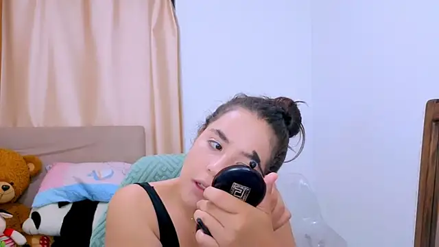 Snapshot of _alicia_z chatting on 6, 2, 2026 alicia z online show from 6, 2, 2026