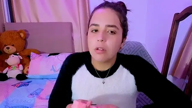 Snapshot of _alicia_z chatting on 15, 2, 2026 alicia z online show from 15, 2, 2026