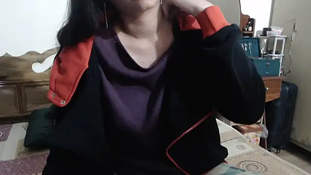 Snapshot of Beauty_Asian_Tina chatting on 4, 11, 2025 Beauty Asian Tina online show from 4, 11, 2025