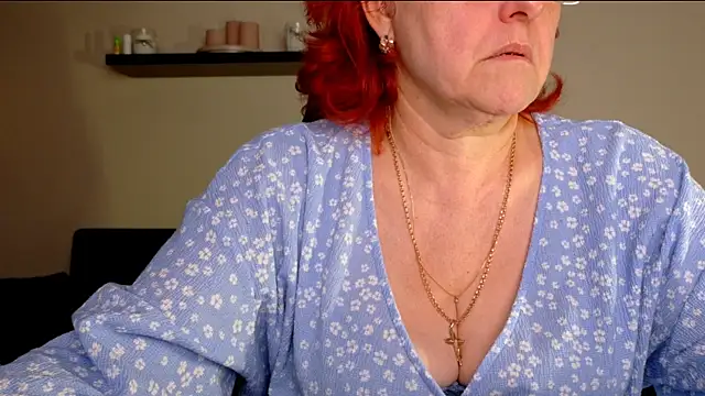 Snapshot of JoannaAndNeighbour chatting on 15, 6, 2026 JoannaAndNeighbour online show from 15, 6, 2026